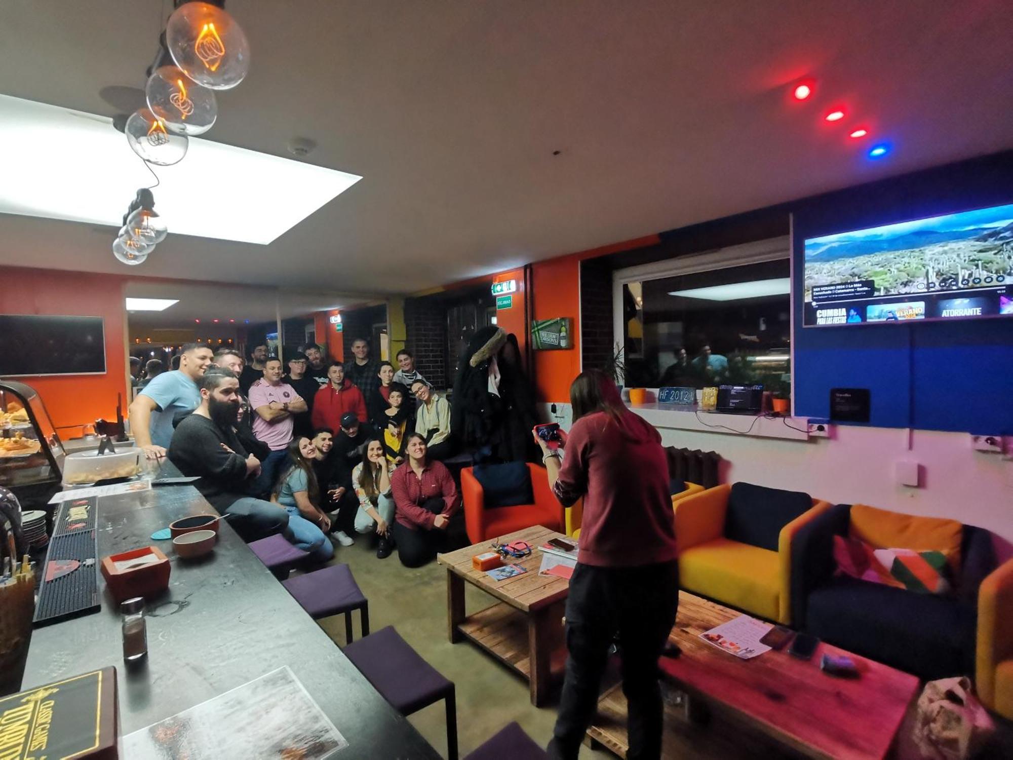 Tiki Taka Hostel & Pub Аеропорт Вільнюс Екстер'єр фото